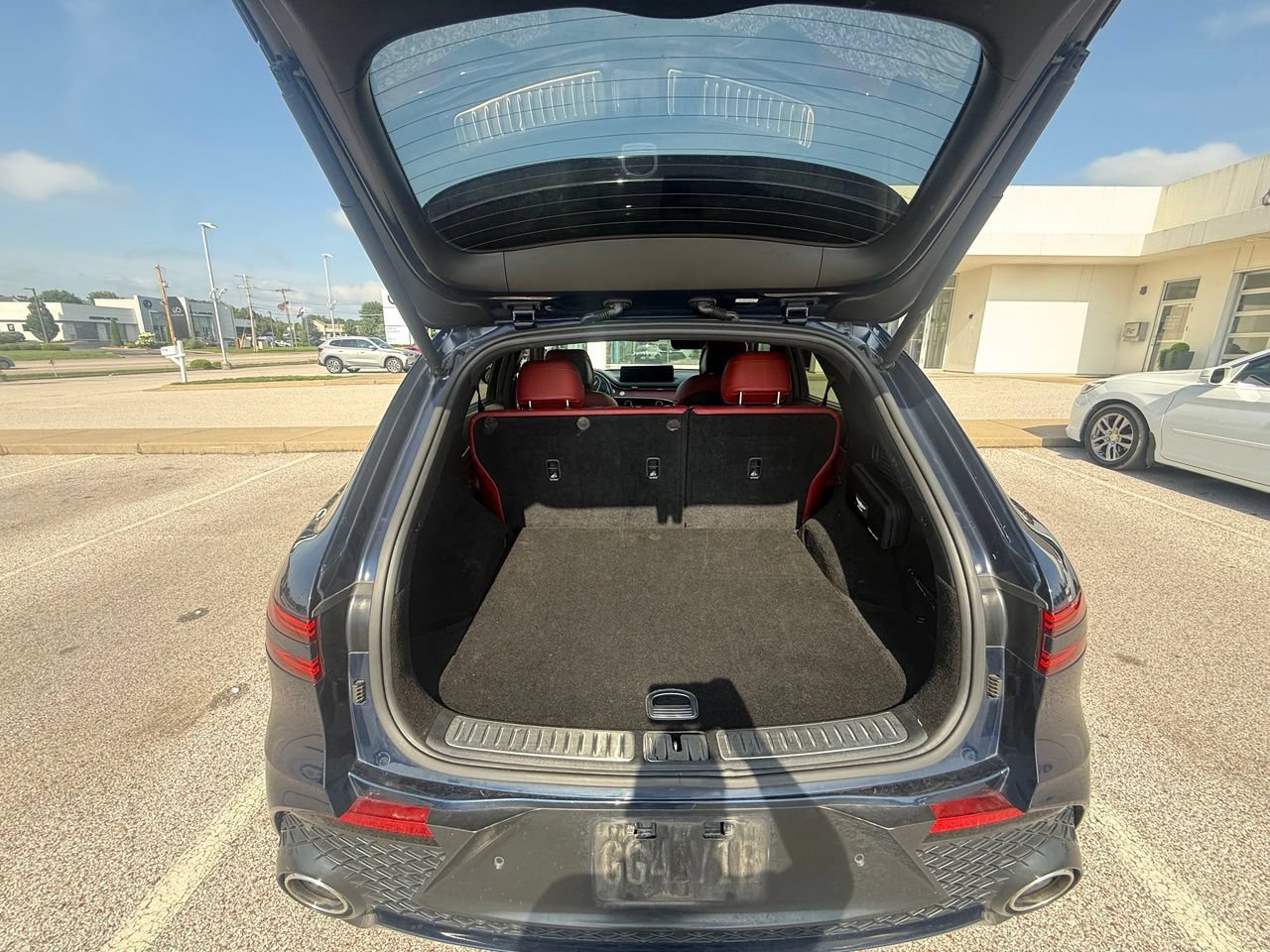 Used 2023 Genesis GV70 2.5T w/ Sport Prestige Package AWD/4WD image 10