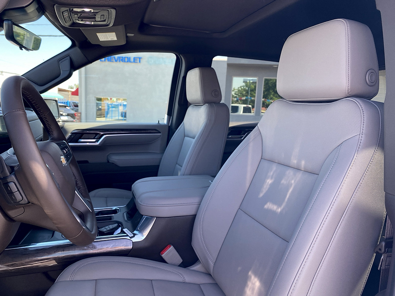 New 2026 Chevrolet Silverado 1500 LTZ w/ LTZ Premium Package AWD/4WD image 21