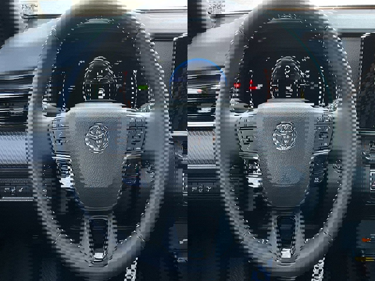 Used 2025 Toyota Camry SE image 20