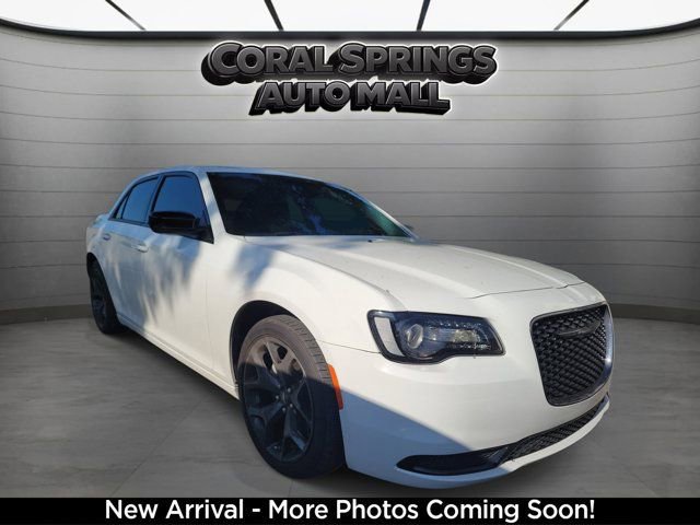 Used 2023 Chrysler 300 Touring w/ Sport Appearance Package RWD image 1