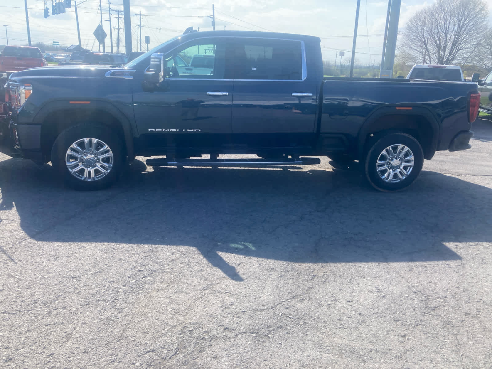 Used 2022 GMC Sierra 2500 Denali w/ Denali Ultimate Package AWD/4WD image 7