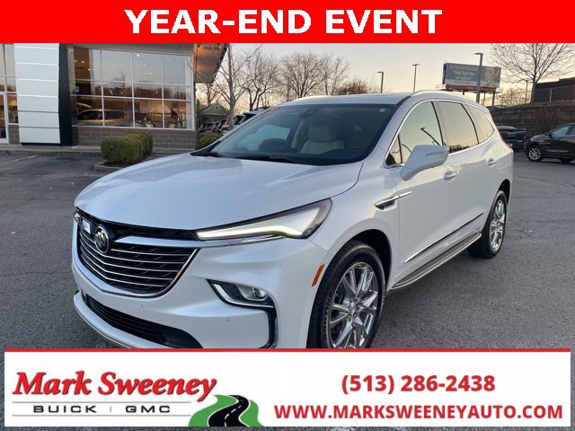 Used 2022 Buick Enclave Essence w/ Experience Buick Package image 2