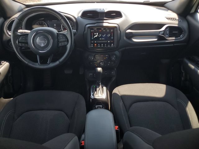Certified 2022 Jeep Renegade Altitude AWD/4WD image 17