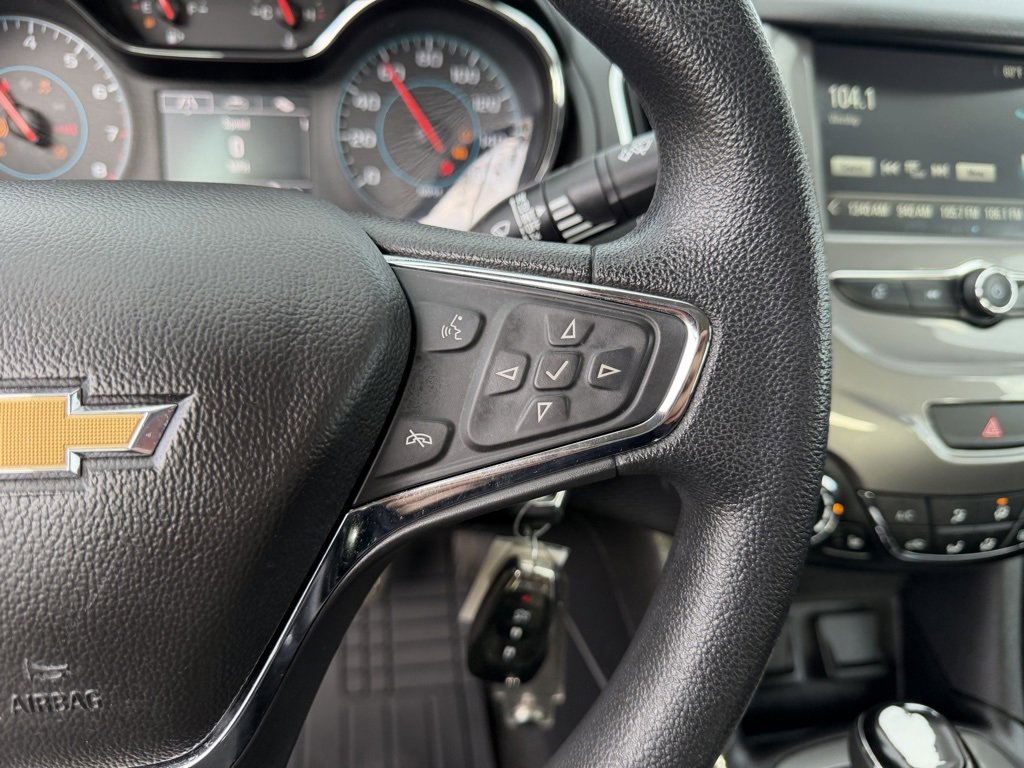 Used 2018 Chevrolet Cruze LT w/ LT Fleet Convenience Package image 19