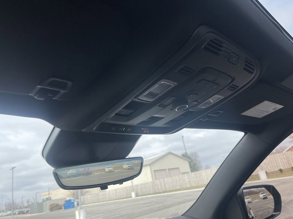 Certified 2024 Cadillac Escalade ESV Sport w/ LPO, ONYX Package image 22