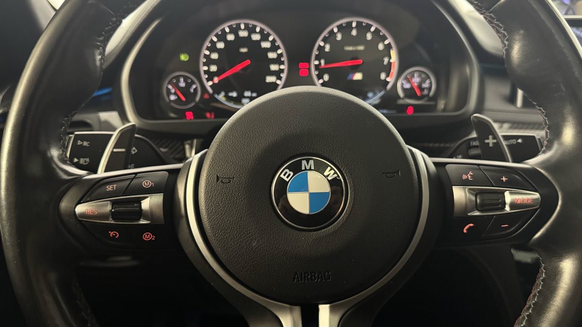 Used 2017 BMW X6 M w/ Executive Package AWD/4WD image 19