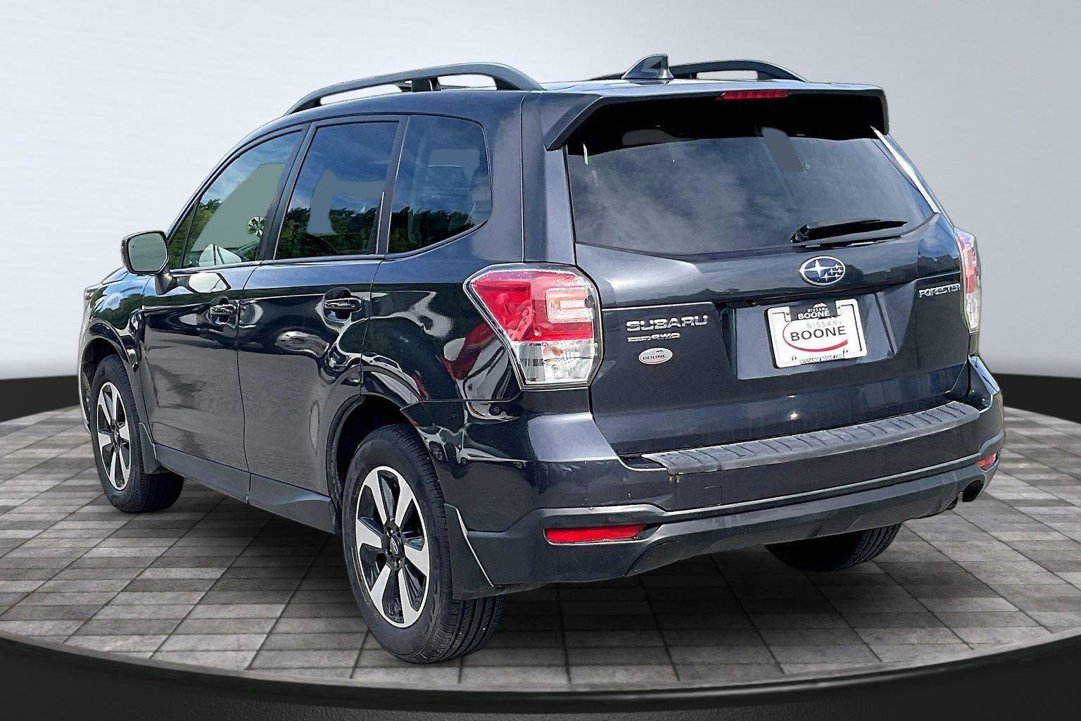 Used 2018 Subaru Forester 2.5i Premium AWD/4WD image 3