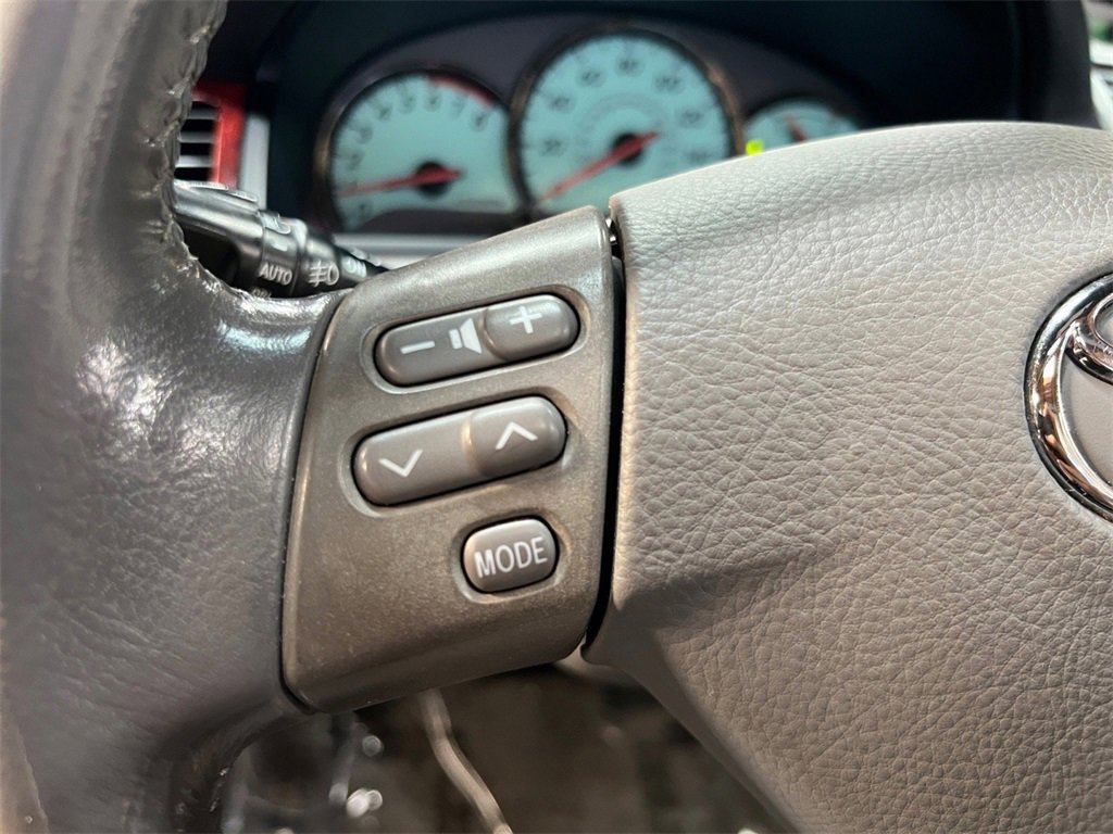 Used 2004 Toyota Solara SLE image 23