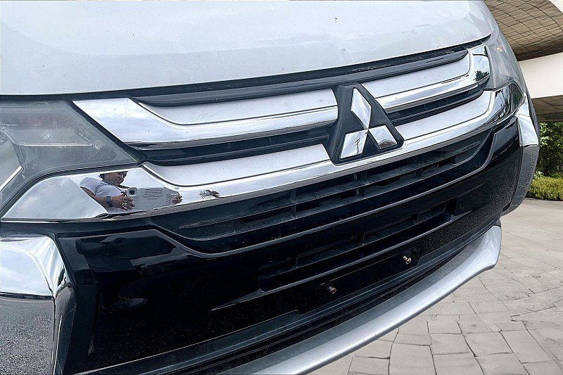 Used 2017 Mitsubishi Outlander SEL FWD image 22