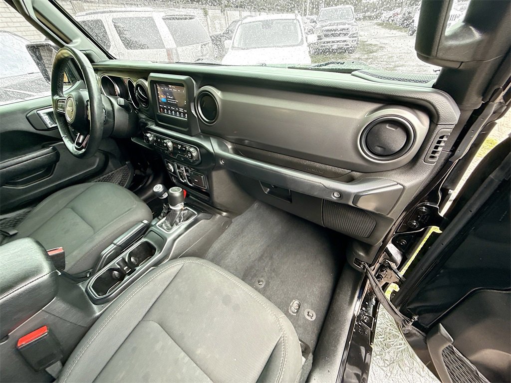 Used 2022 Jeep Gladiator Willys image 30