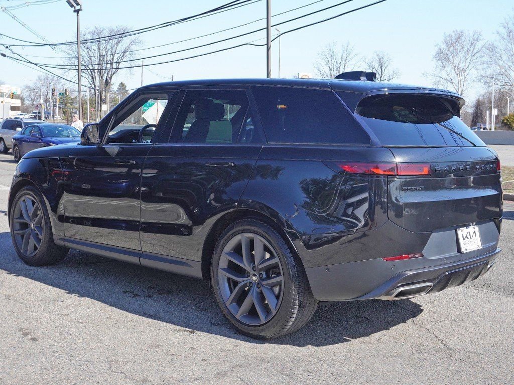 Used 2023 Land Rover Range Rover Sport SE image 12