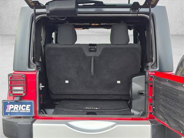 Used 2012 Jeep Wrangler Sahara w/ Dual Top Group AWD/4WD image 6