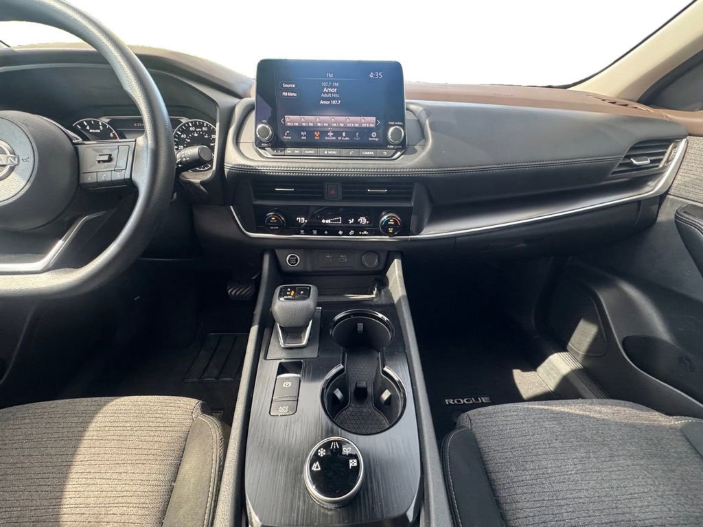 Used 2023 Nissan Rogue SV AWD/4WD image 12