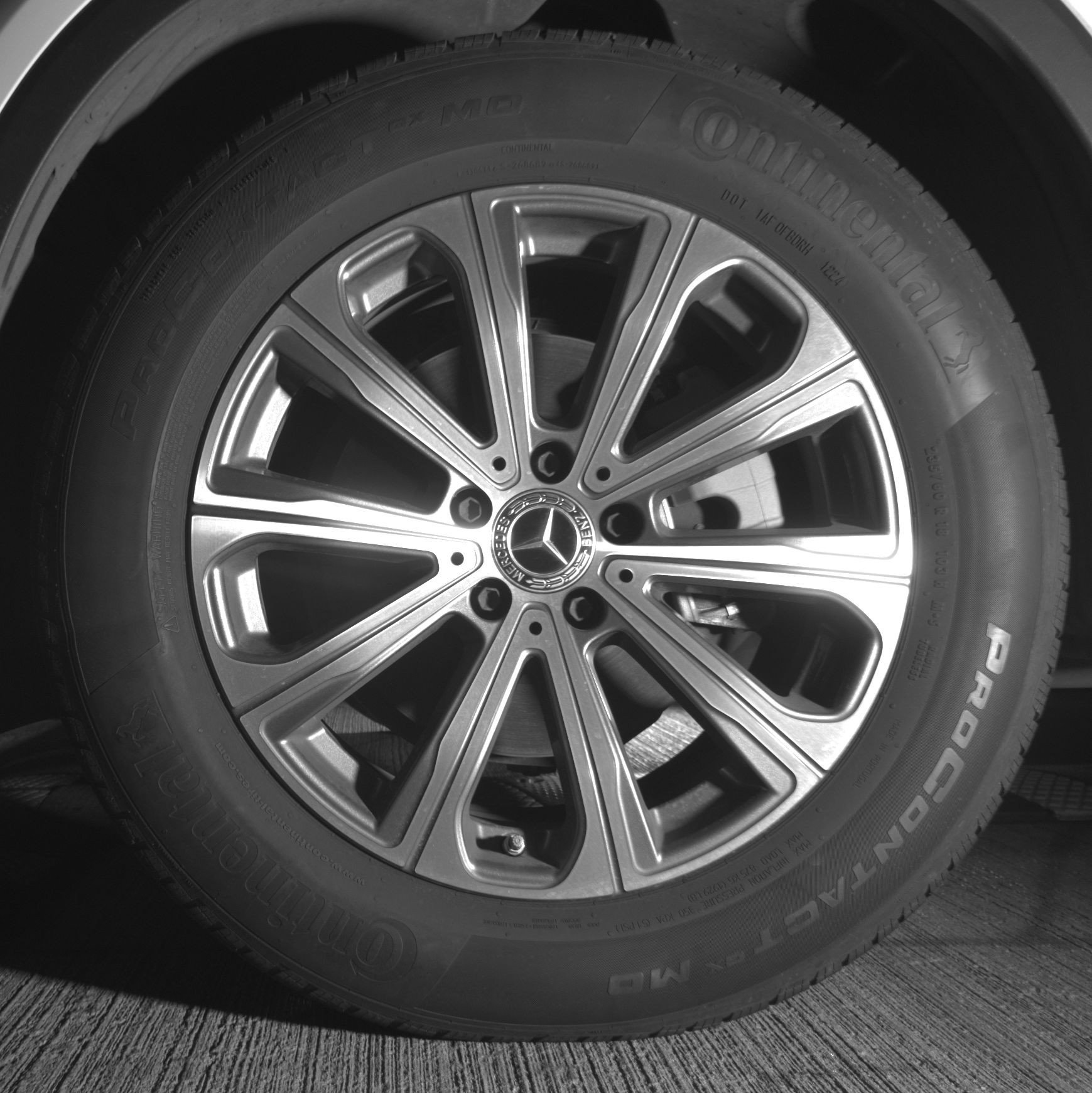 Used 2024 Mercedes-Benz GLC 300 4MATIC image 12