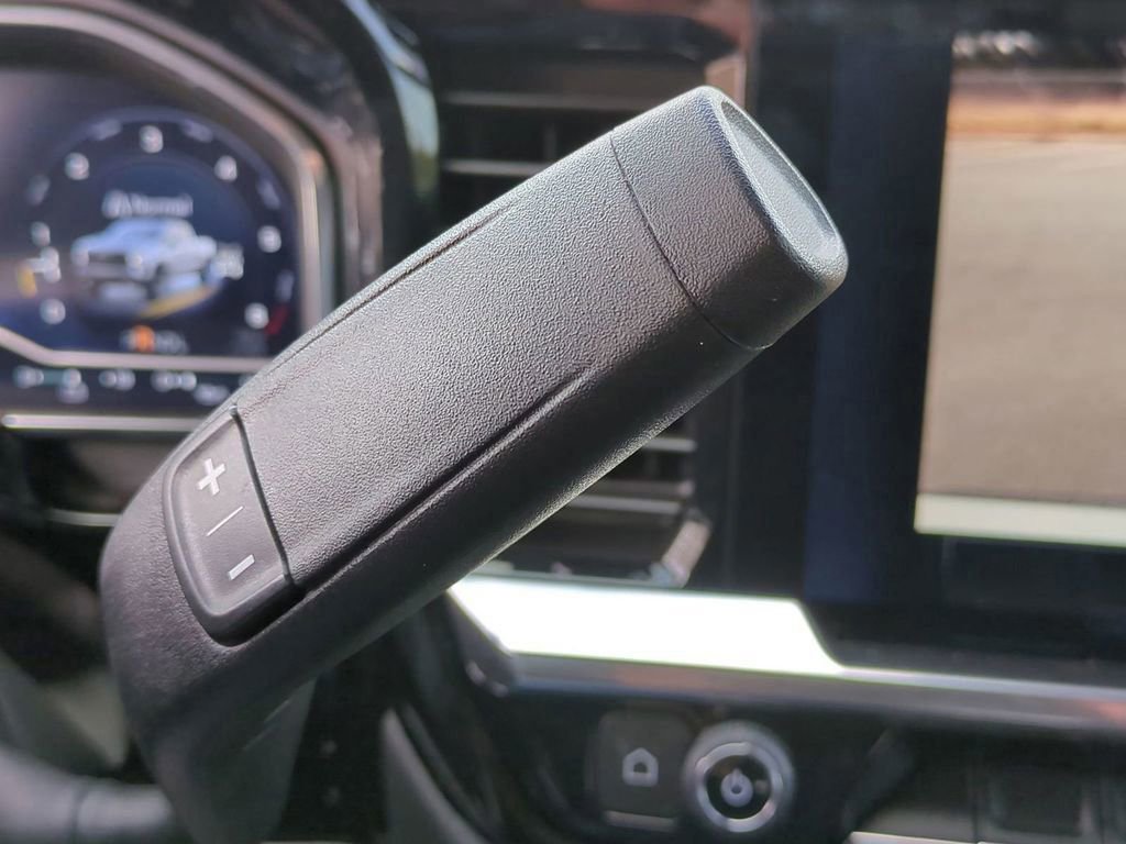 Used 2023 Chevrolet Silverado 1500 LT Trail Boss image 25