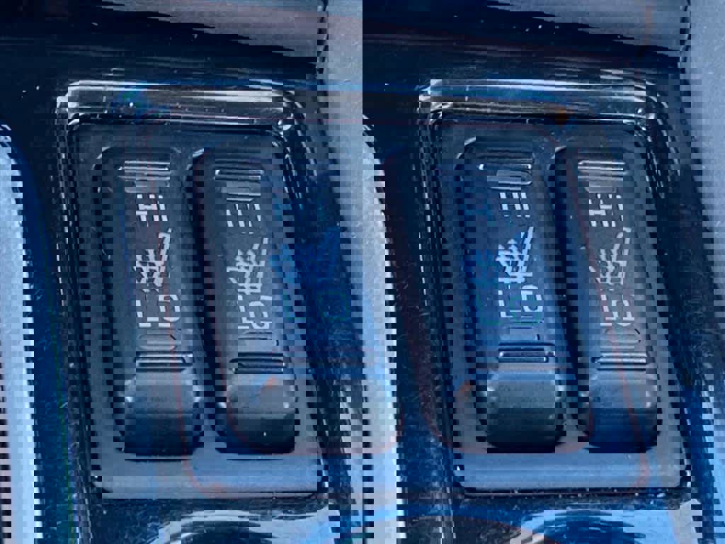 Used 2024 Mitsubishi Eclipse Cross LE image 17