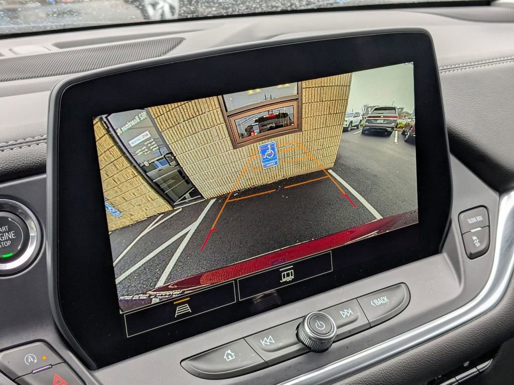 Used 2025 Chevrolet Blazer LT image 23