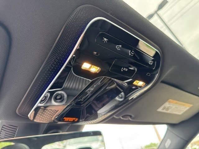 Used 2025 Mercedes-Benz C 300 4MATIC Sedan image 24