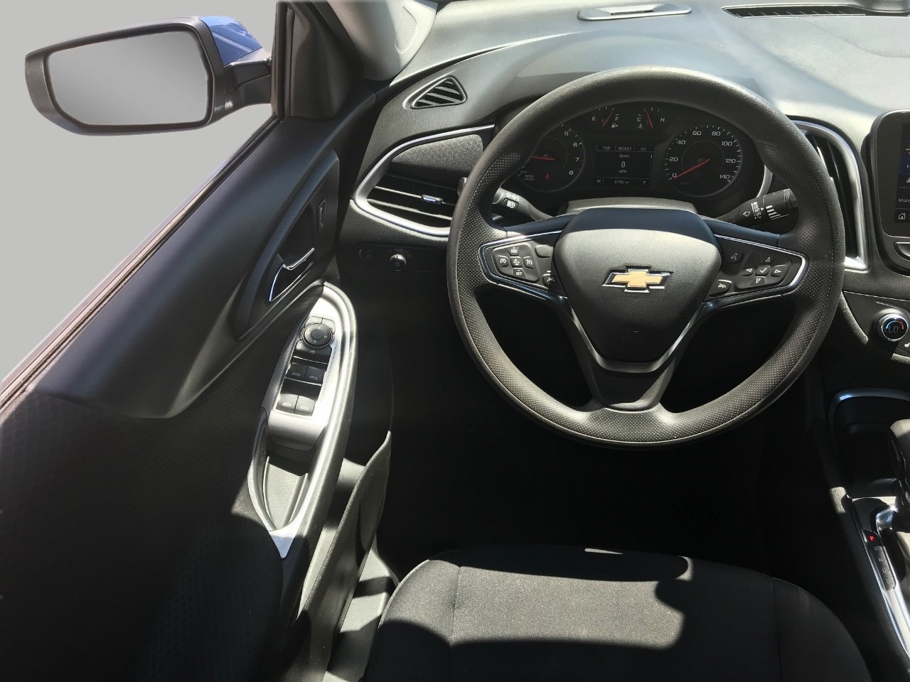 Used 2024 Chevrolet Malibu LT FWD image 4