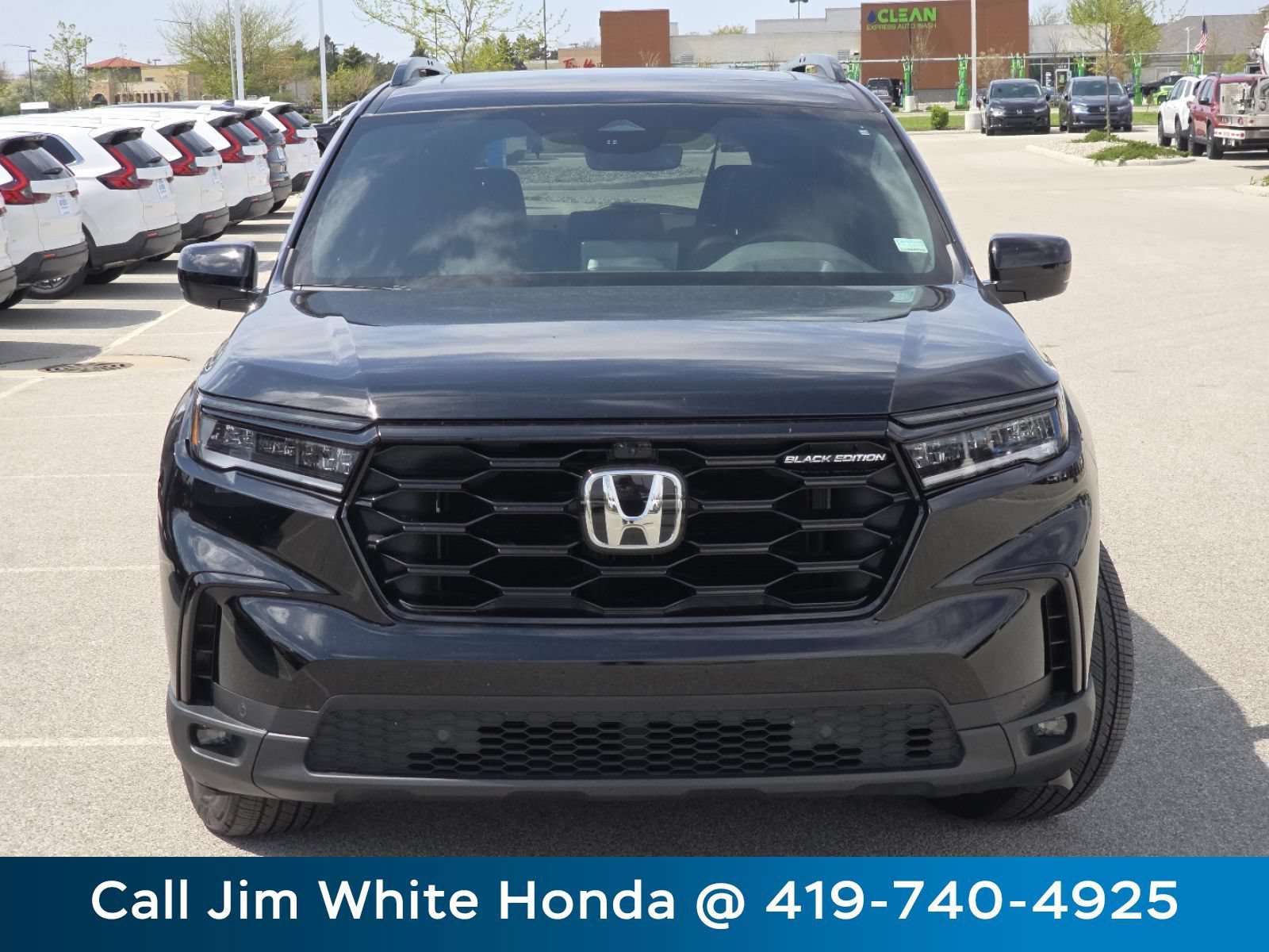 Certified 2025 Honda Pilot Black Edition image 14