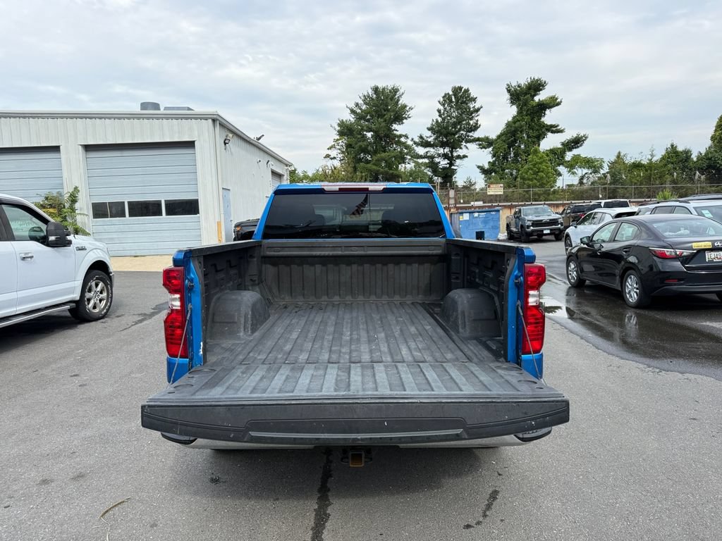 Used 2022 Chevrolet Silverado 1500 LT AWD/4WD image 24