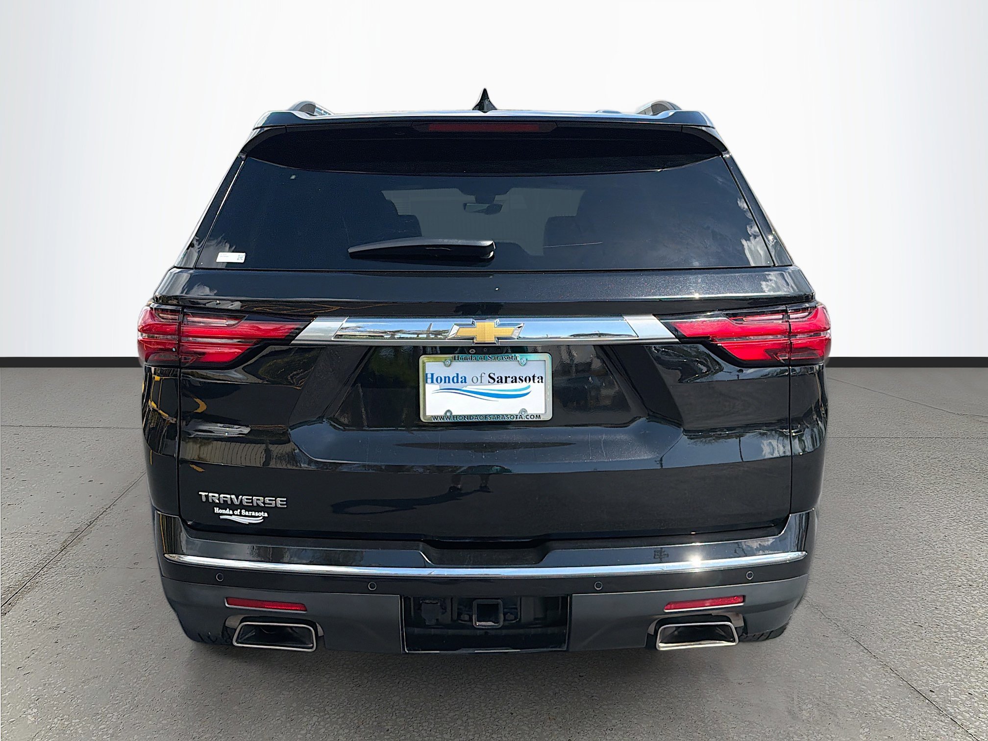 Used 2023 Chevrolet Traverse High Country image 5