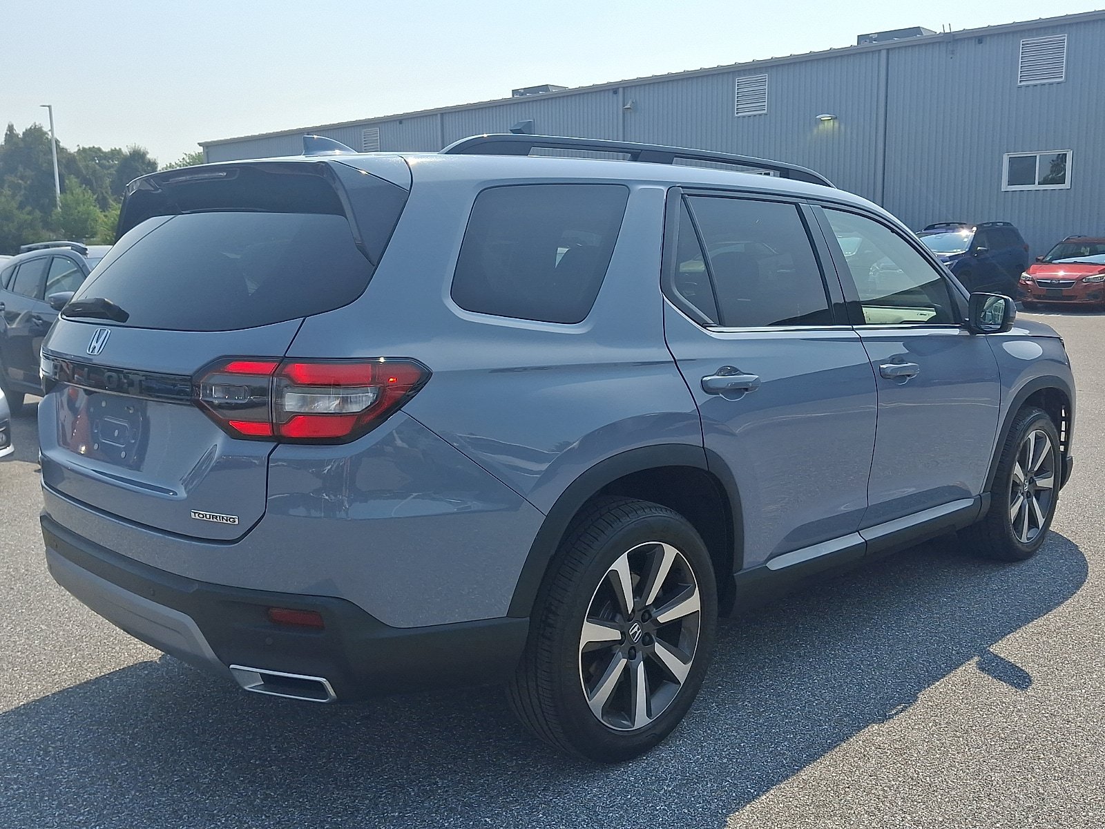 Used 2023 Honda Pilot Touring image 4