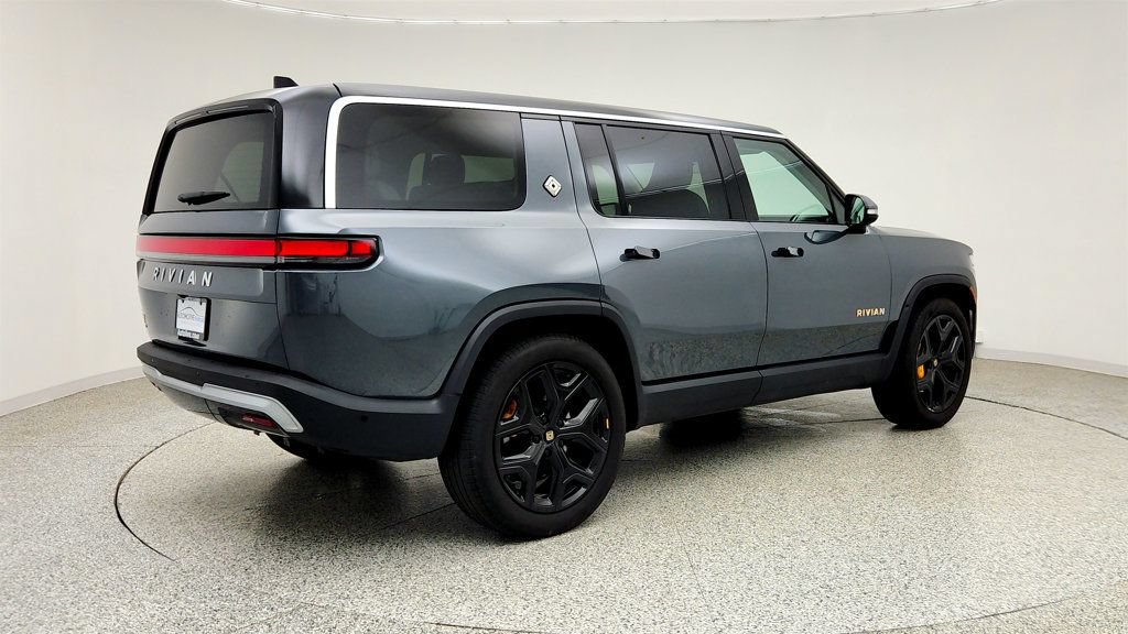 Used 2024 Rivian R1S Adventure AWD/4WD image 5