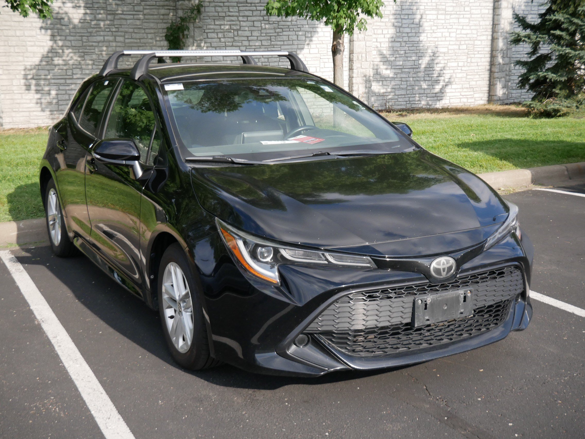 Certified 2019 Toyota Corolla SE FWD image 2
