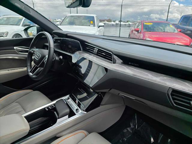 Used 2023 Audi e-tron Chronos w/ Chronos Package image 13