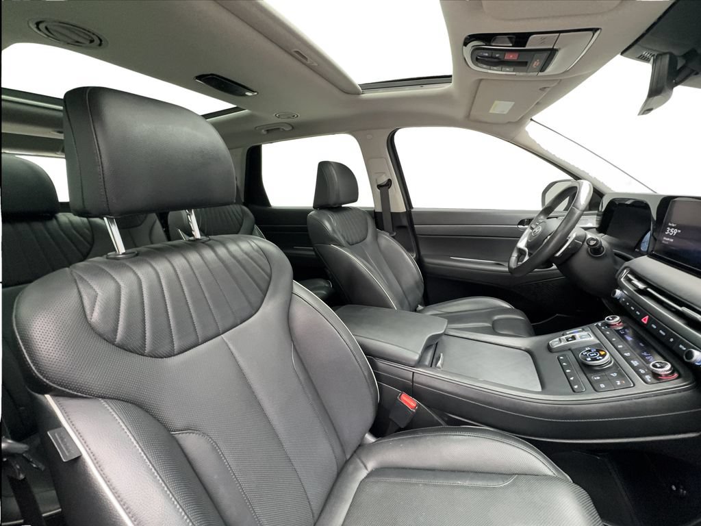 Used 2024 Hyundai Palisade Limited AWD/4WD image 34