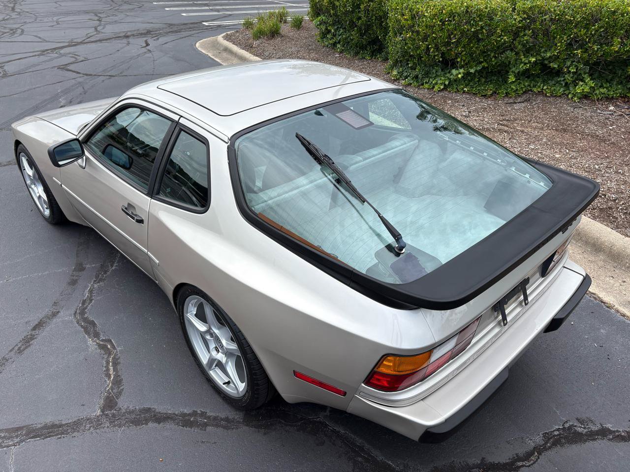 Used 1988 Porsche 944 Coupe RWD image 11