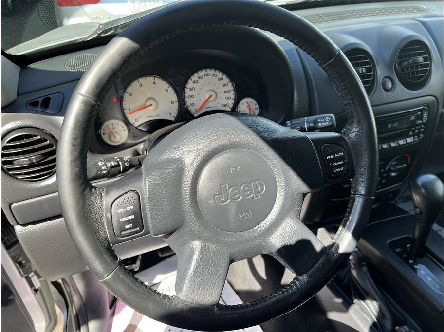 Used 2004 Jeep Liberty Sport w/ PWR Convenience Group AWD/4WD image 11