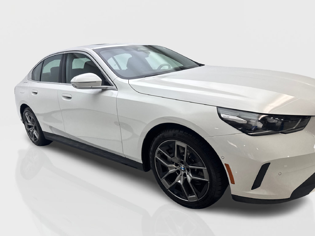 Used 2026 BMW 530i RWD image 14