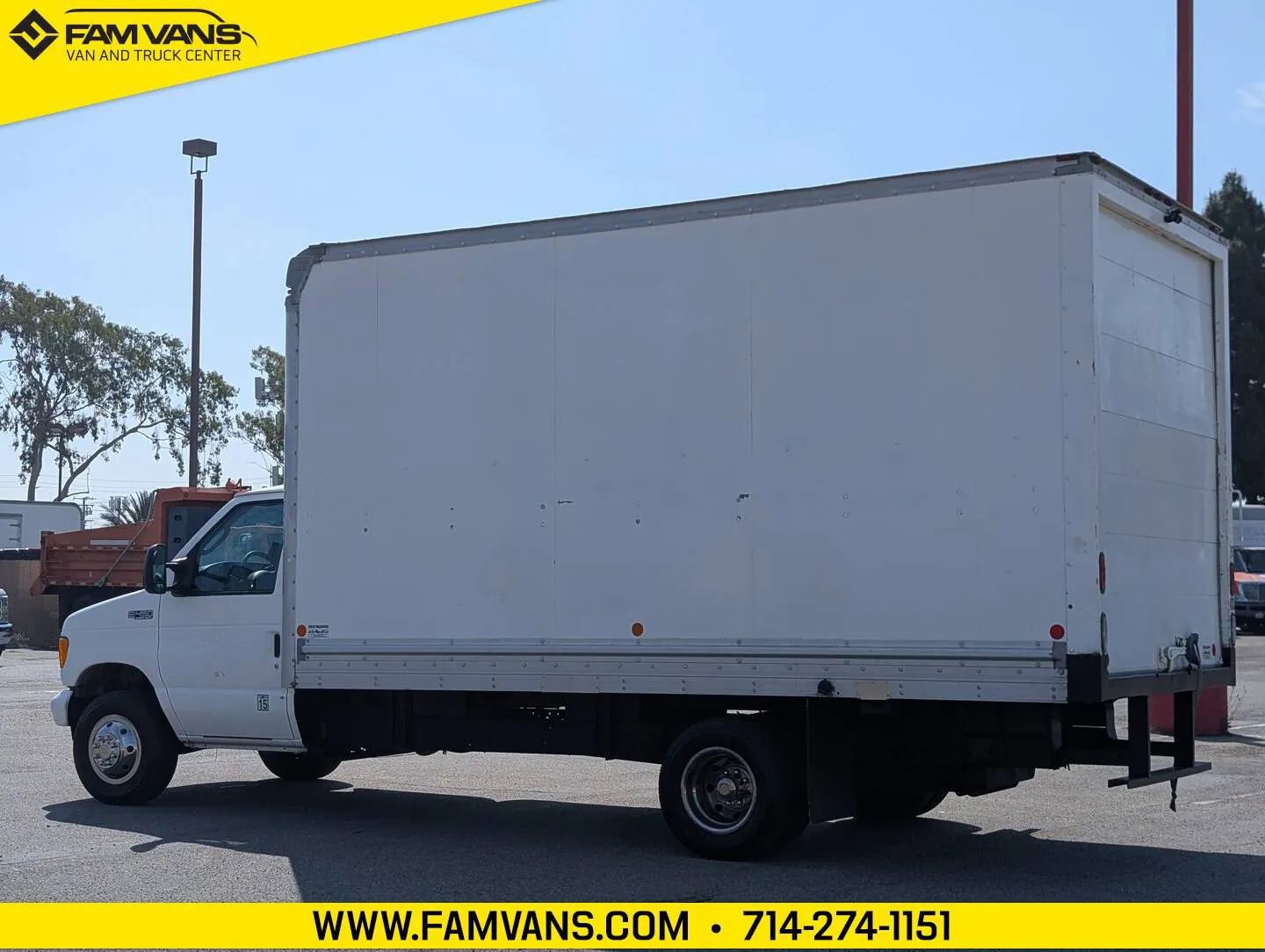 Used 2005 Ford E-450 and Econoline 450 image 5