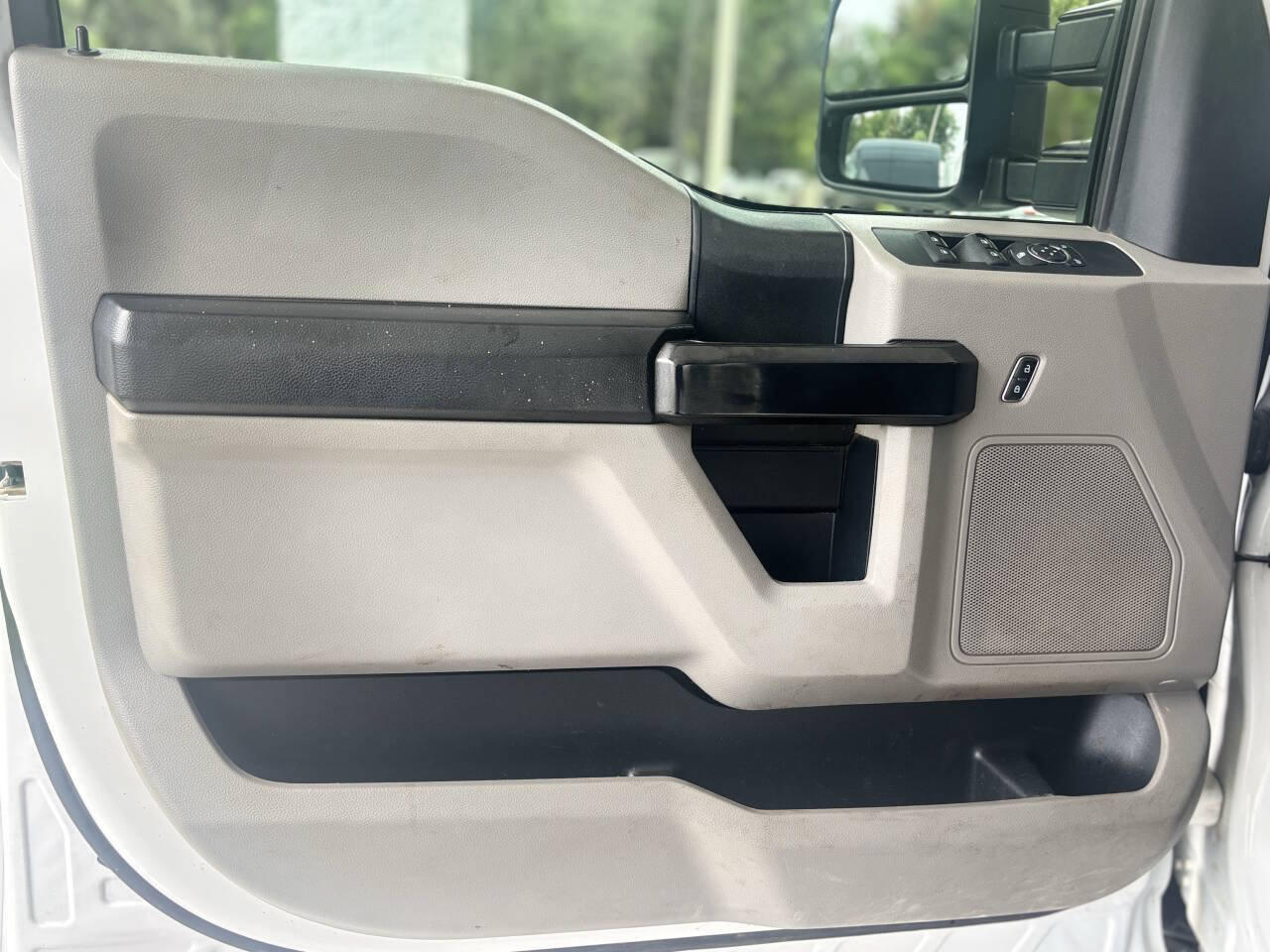 Used 2019 Ford F250 XL w/ Power Equipment Group AWD/4WD image 12