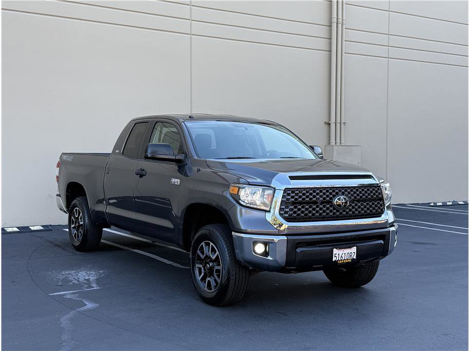Used 2014 Toyota Tundra SR5 video 2