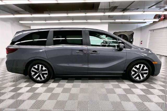 Used 2025 Honda Odyssey EX-L image 14