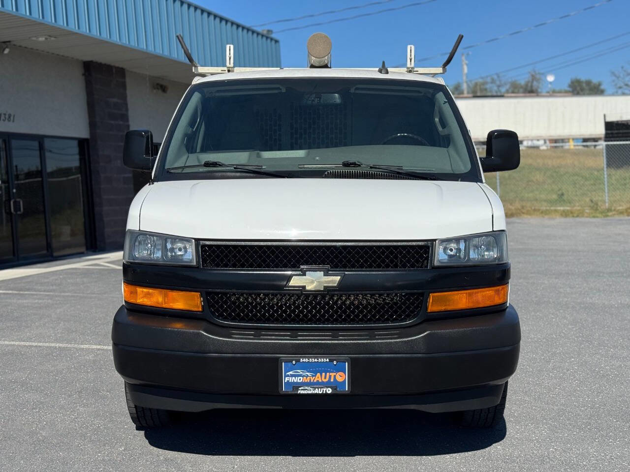 Used 2019 Chevrolet Express 2500 2500 3dr Cargo Van w/ Driver Convenience Package image 33