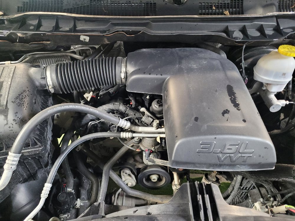 Used 2022 RAM 1500 Classic SLT image 30