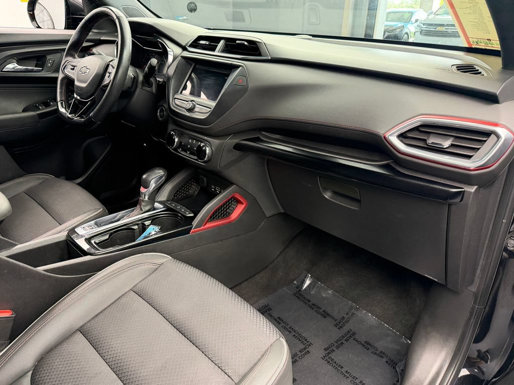 Used 2022 Chevrolet TrailBlazer RS FWD image 10