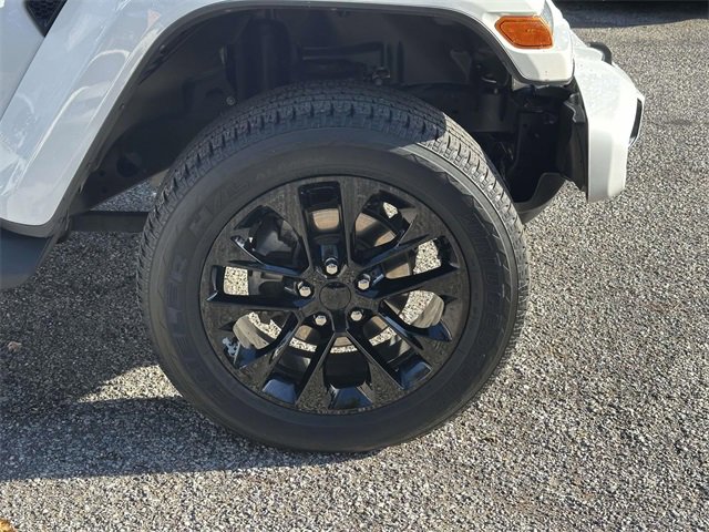 Certified 2022 Jeep Wrangler Unlimited Sahara image 10