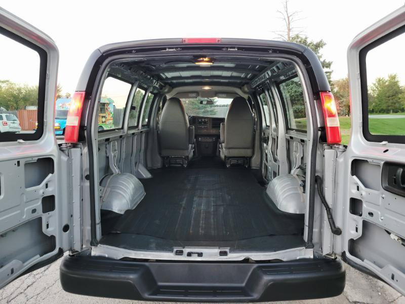 Used 2014 Chevrolet Express 1500 RWD image 6