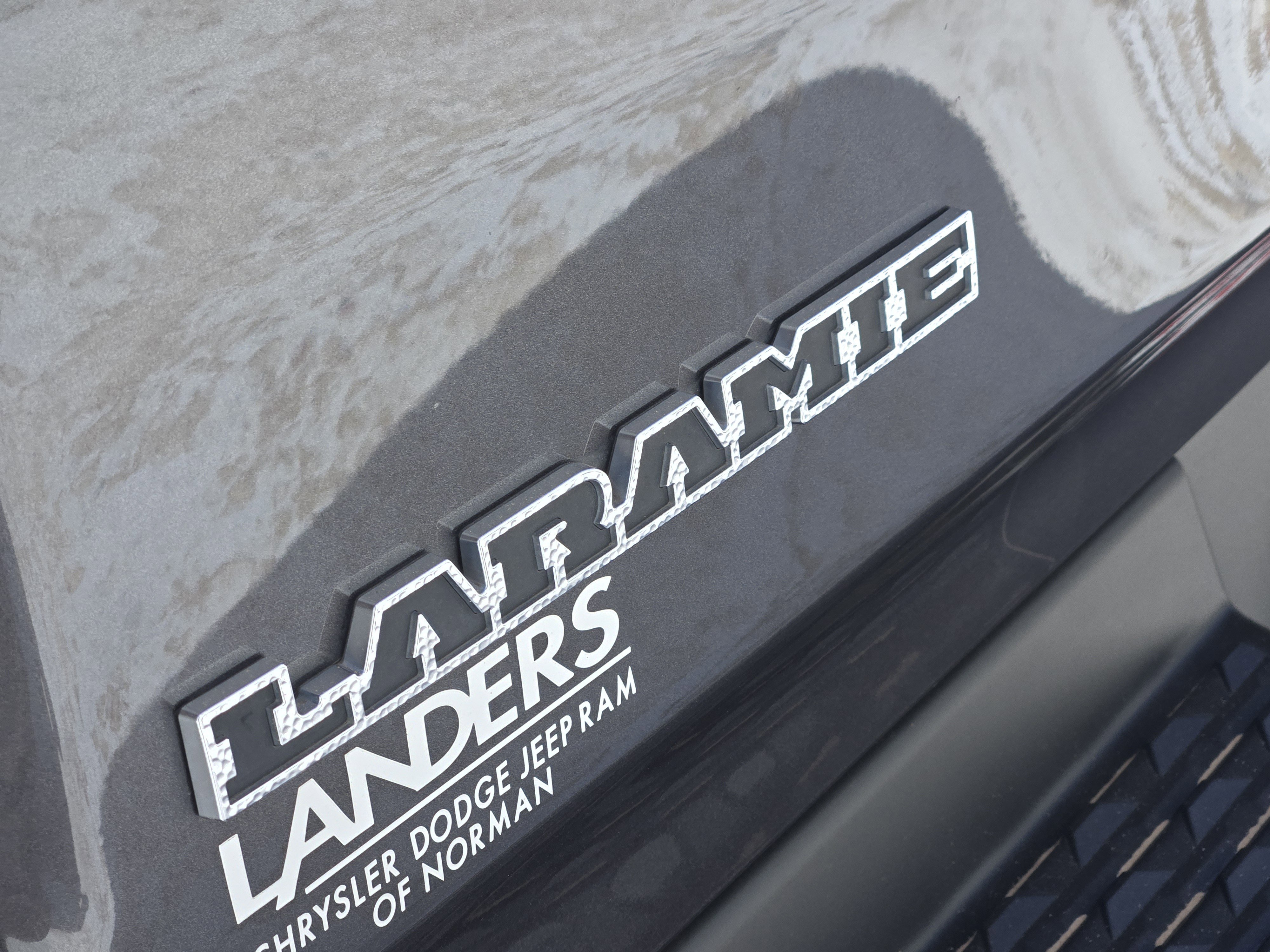 Used 2024 RAM 1500 Laramie image 14