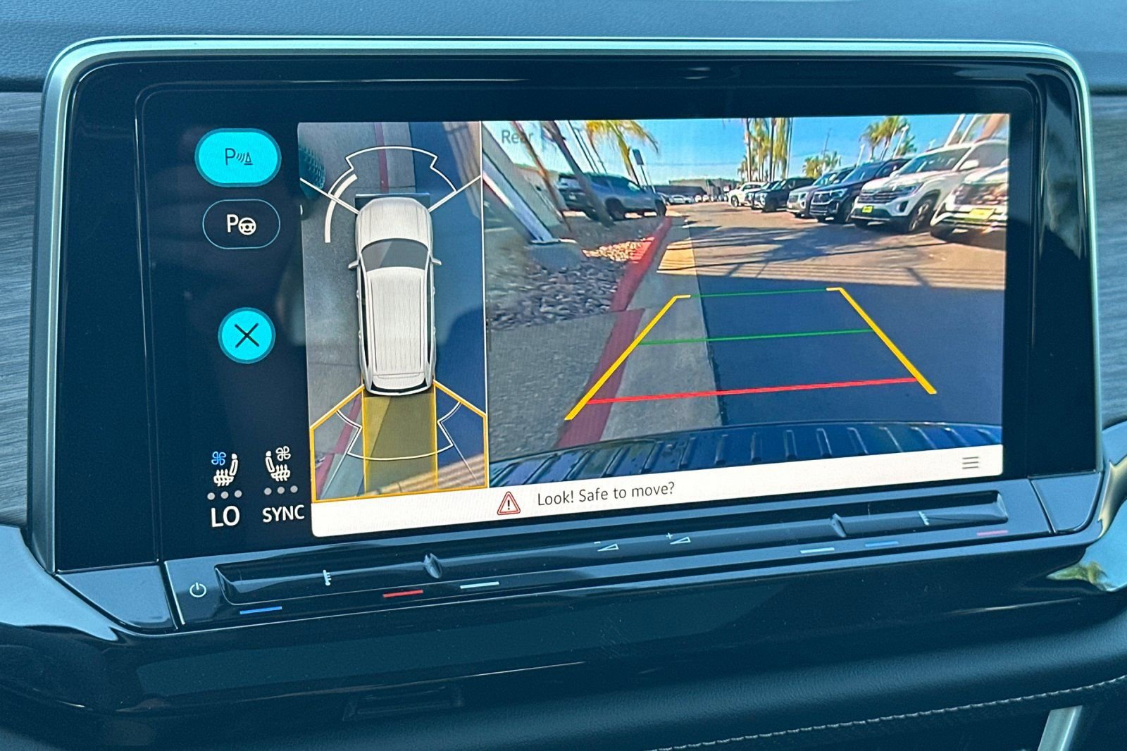 New 2026 Volkswagen Atlas SEL Premium R-Line image 19