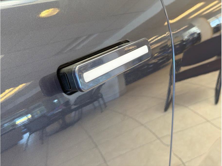 Used 2023 Fisker Ocean Extreme image 39