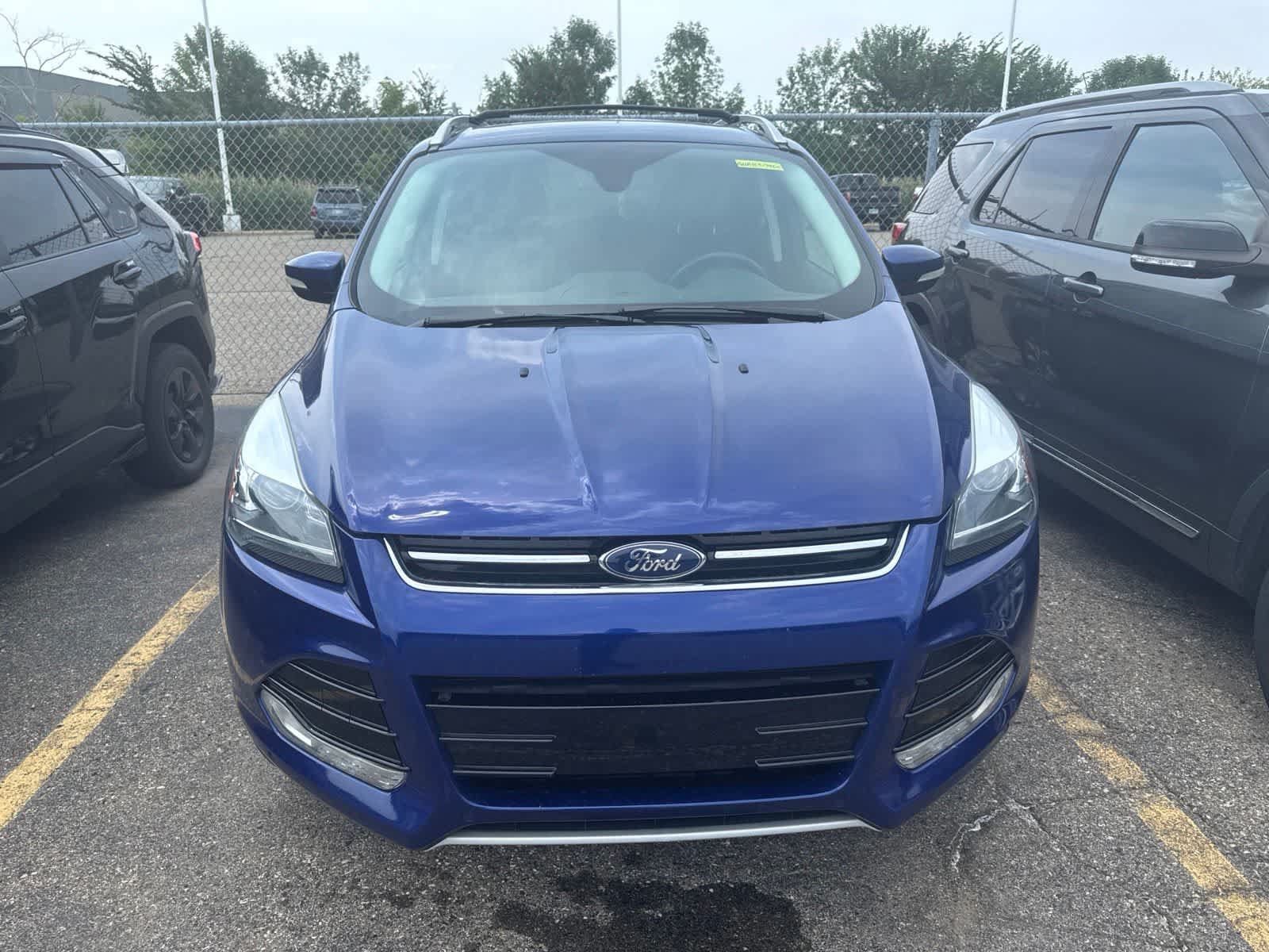 Used 2016 Ford Escape Titanium w/ Equipment Group 301A AWD/4WD image 28
