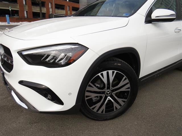 Used 2025 Mercedes-Benz GLA 250 4MATIC image 23