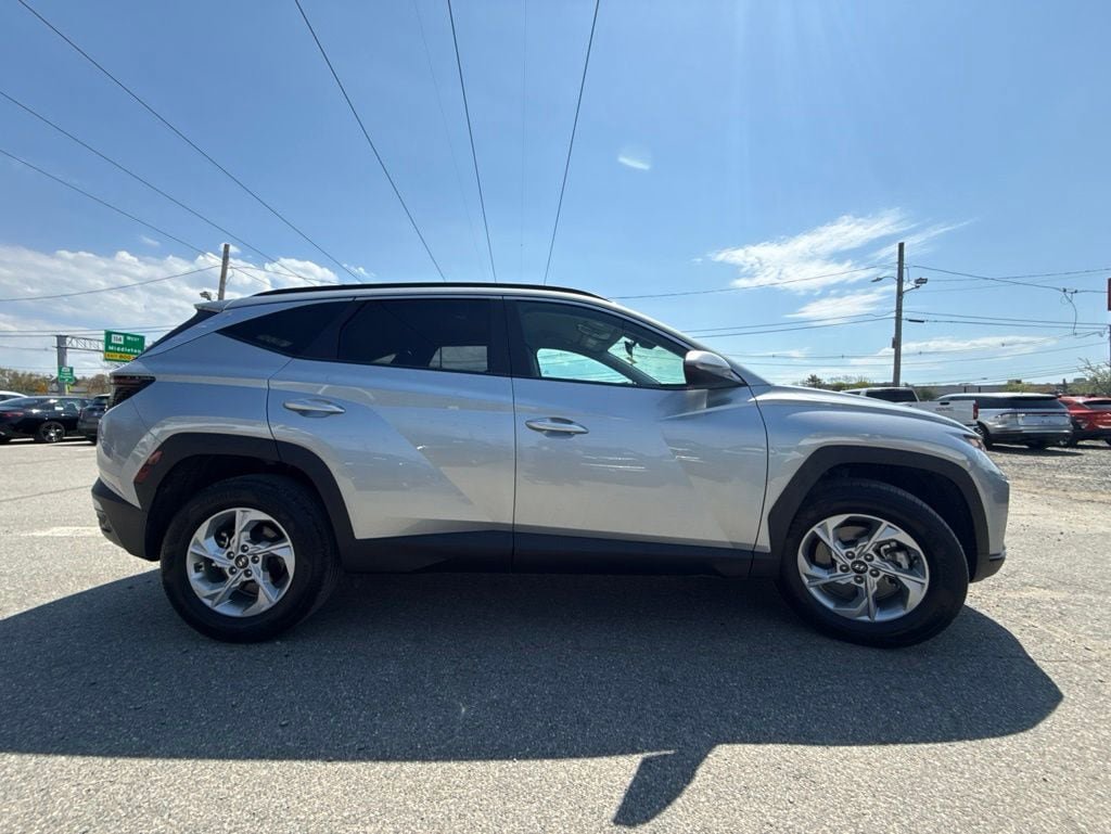 Used 2023 Hyundai Tucson SEL AWD/4WD image 5