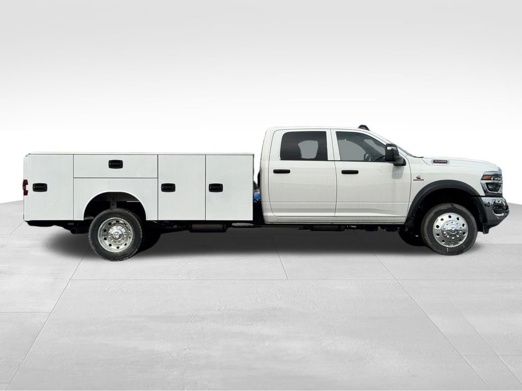 New 2026 RAM 5500 Tradesman w/ Chrome Appearance Group AWD/4WD image 8
